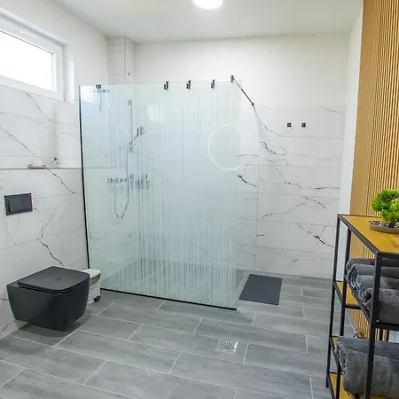 Daire Mostaria House