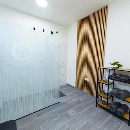 Daire Mostaria House