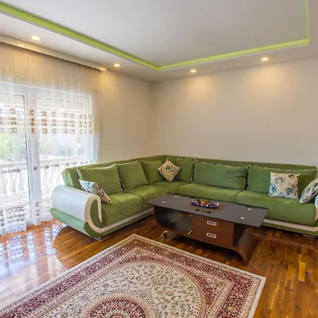 Daire Mostaria House *