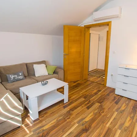 Διαμέρισμα Mostaria House *